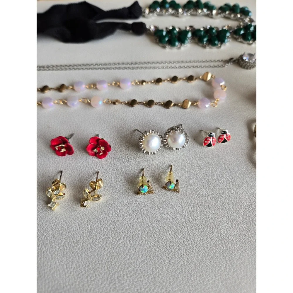 Vintage Jewelry Lot Visible Mix Necklaces Earrings‎ Rings + Glass Trinket Jar